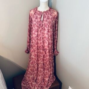 Chic maxi Long Sleeve Floral Dress in Rose